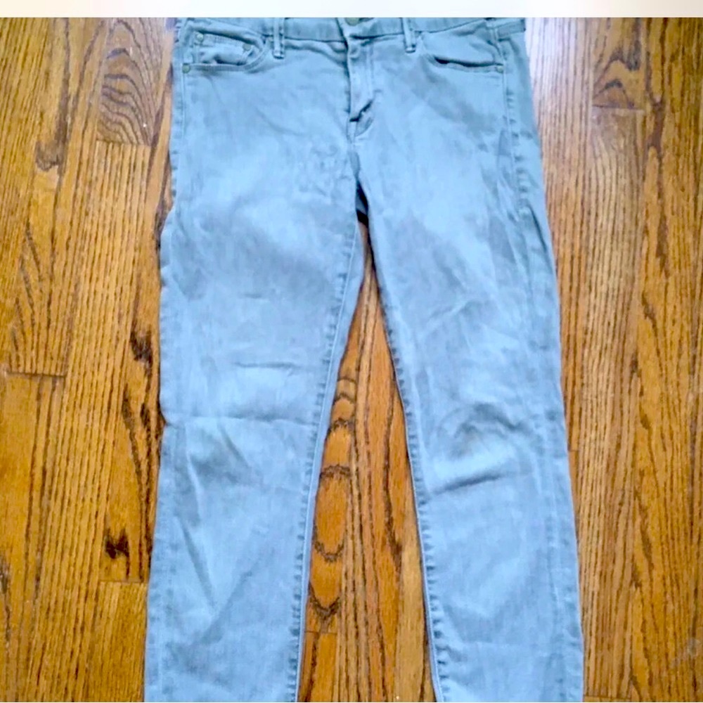 MOTHER The Looker Crop jeans in Fantasy Forest Green. Size 27.